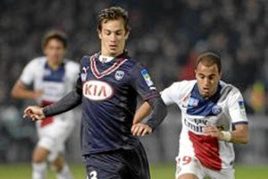 El nuevo refuerzo del Valencia con la camiseta del Girondins.