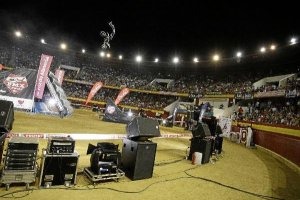 Espectacular imagen de E. T. en Roquetas de Mar en 2013.