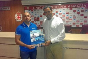 Juan José Alonso y el organizador del evento León Granda, presentaron la actividad.