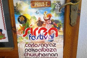 Cartel anunciando actuaciones para el día 26.