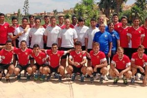 La familia del Almería en el stage de Cuevas.