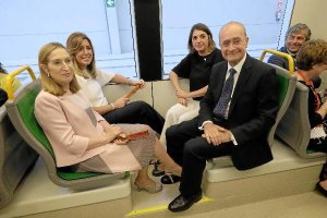 Ana Pastor y Susana Díaz en Málaga.