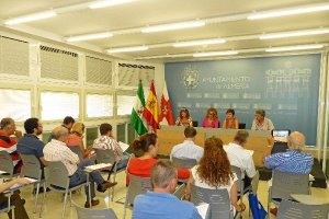 Reunión ayer de la Junta del Distrito 1 Poniente en la que se aprobó esta actuación