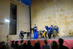 Iluni Música ofreció un recital inolvidable en el Castillo. 