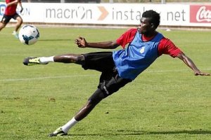 Thomas volará a Tailandia con sus compañeros.x,