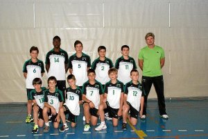 El equipo de voleibol dirigido por javi Yuste.x