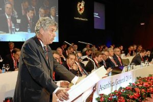 Ángel María Villar tiene muy claro el nuevo rumbo de España.e;c