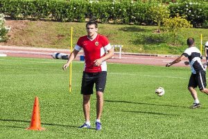 Dubarbier realizando ejercicios físicos.x,auto,