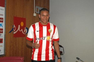 Wellington se puso la camiseta al acabar la rueda de prensa.e;c