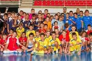 Foto de familia con los ganadores en las diferentes categorías.