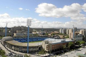 La Romareda espera a un equipo tranquilo y en paz.e;clip:rect(4