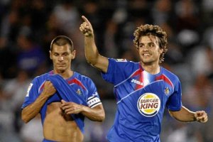 Pedro León con Casquero de fondo en sus mejores días en Getafe.