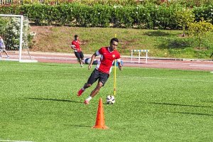 Teerasil Dangda será presentado en la Diputación.e;clip:rect(46