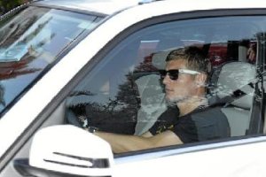 Una nueva estrella ha llegado para la galaxia blanca.e;clip:rec