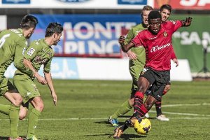 Thomas Partey se acerca cada vez más al Almería.e;clip:rect(469