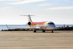 Avión de Air Nostrum en Almeríao,469p