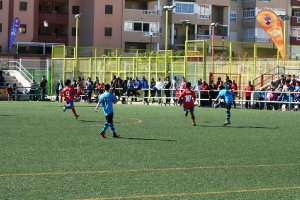 Partido de fútbol en Las Salinas.o,46