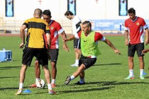 Tomer Hemed está llamado a ser el hombre gol del Almería.e;clip