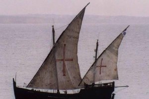 Foto Fundación Nao Victoriao,469px);}