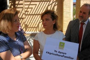 Sonia Ferrer, Francisca Iglesias y José Manuel Ortize;clip:rect