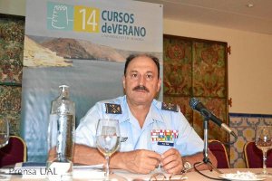 Juan Antonio Moliner González, General de Divsión.e;clip:rect(4