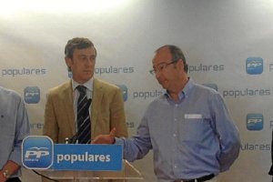 Hernando y Rodríguez-Comendador ayer en Almería