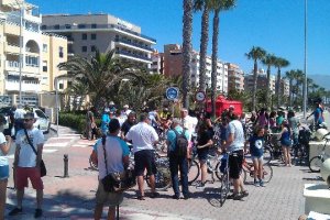 Concentración de bicis, la semana pasada, en el Paseo Marítimo.