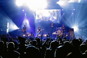 Miles de espectadores disfrutaron el sábado en Roquetas del Pulpop con grupos como Second.