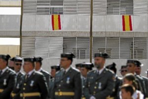 Guardias Civiles en la Comandancia de Almería en la celebración del Día del Pilar.tyle>.ap
