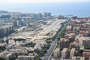 Imagen aérea del área donde se está construyendo el Parque de las Familias. tyle>.apqj{pos