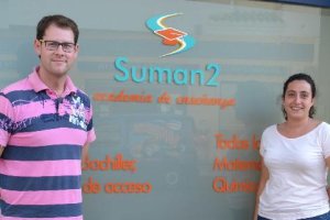 estefanía y Jose son ambos informáticos de formación.e;clip:rec