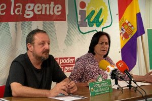 Rueda de prensa de ayer en IUo,469px)