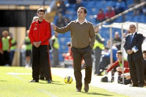 Hay problemas entre Recreativo y Sergi.x,auto,a