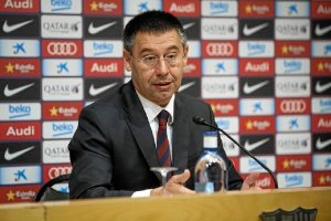 Bartomeu en rueda de prensa.o,469px);