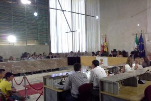 Sesión plenaria en el Ayuntamiento de Almería.x