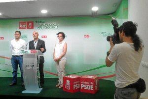 Teruel, Hurtado y Fernández en la sede del PSOE