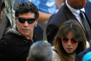 Maradona siempre deja titulares.o,469