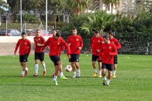 El Almería vuelve a los entrenamientos el 14 de julio.e;clip:re