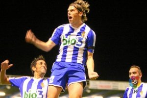 El nuevo refuerzo eibarrés ha realizado una gran campaña en Ponferrada.tyle>.apqj{position