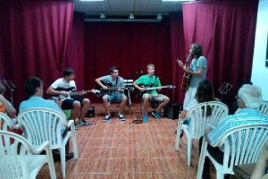 Un momento de la audición.o,469px);}<