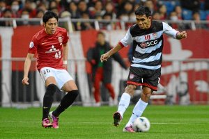 Teerasil Dangda sigue dando clases de castellano.e;clip:rect(46