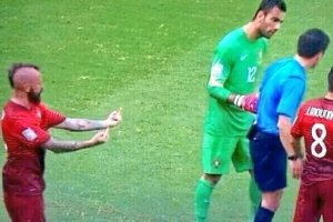 Doblete de Meireles hacia el colegiado del Alemania-Portugal.e;