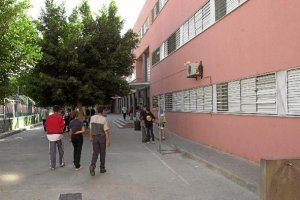 el IES Bahía de Almeria, dentro del nuevo progama.e;clip:rect(4