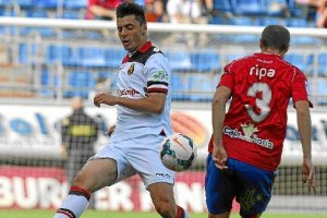 Ximo Navarro reforzará el lateral derecho del Almería.e;clip:re