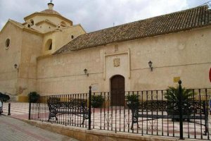 Iglesia zurgenera, patrimonio que no figura en Wikipedia.e;clip