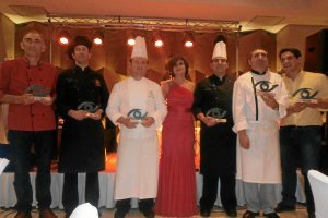 Los cocineros solidarios y la organizadorax,aut