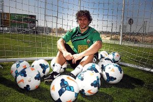 Rivera no ha tenido mucha participación en un Elche de Primera.