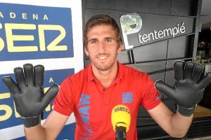 Julián quiere regresar al Almería.o,4