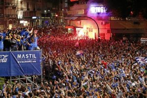 La fiesta del ascenso se traslada a las arcas del club.e;clip:r