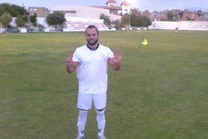 Rocky, después de hacerle siete goles a Las Norias.e;clip:rect(